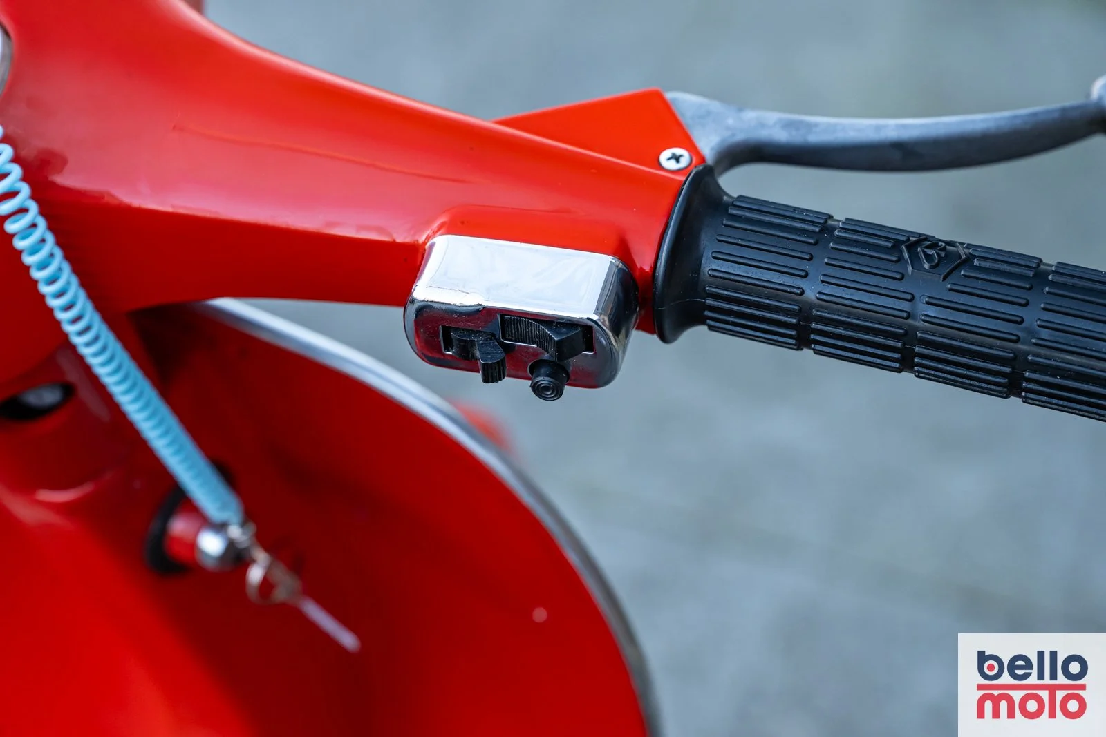 BM485 Vespa ET3 125 Red Andrea_1600px-18.jpg