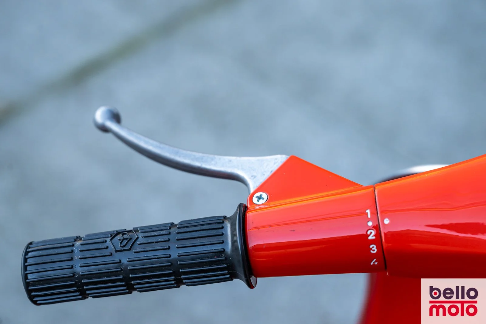 BM485 Vespa ET3 125 Red Andrea_1600px-22.jpg