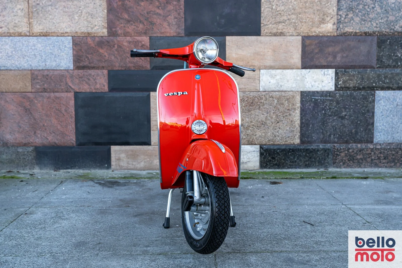 BM485 Vespa ET3 125 Red Andrea_1600px-47.jpg