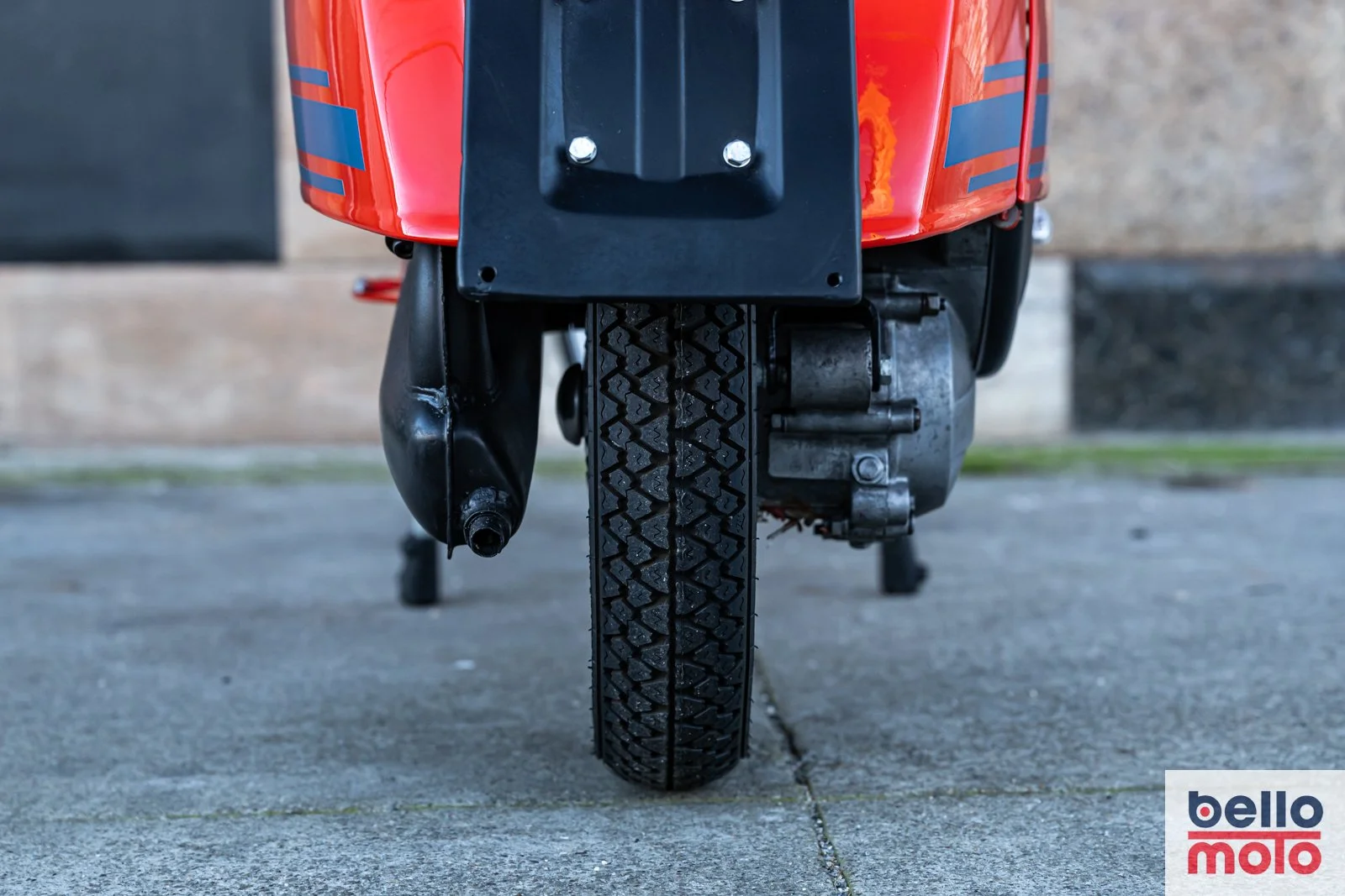 BM485 Vespa ET3 125 Red Andrea_1600px-57.jpg