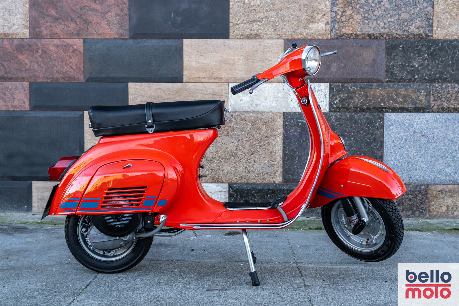 BM485 Vespa ET3 125 Red Andrea_1600px-62.jpg