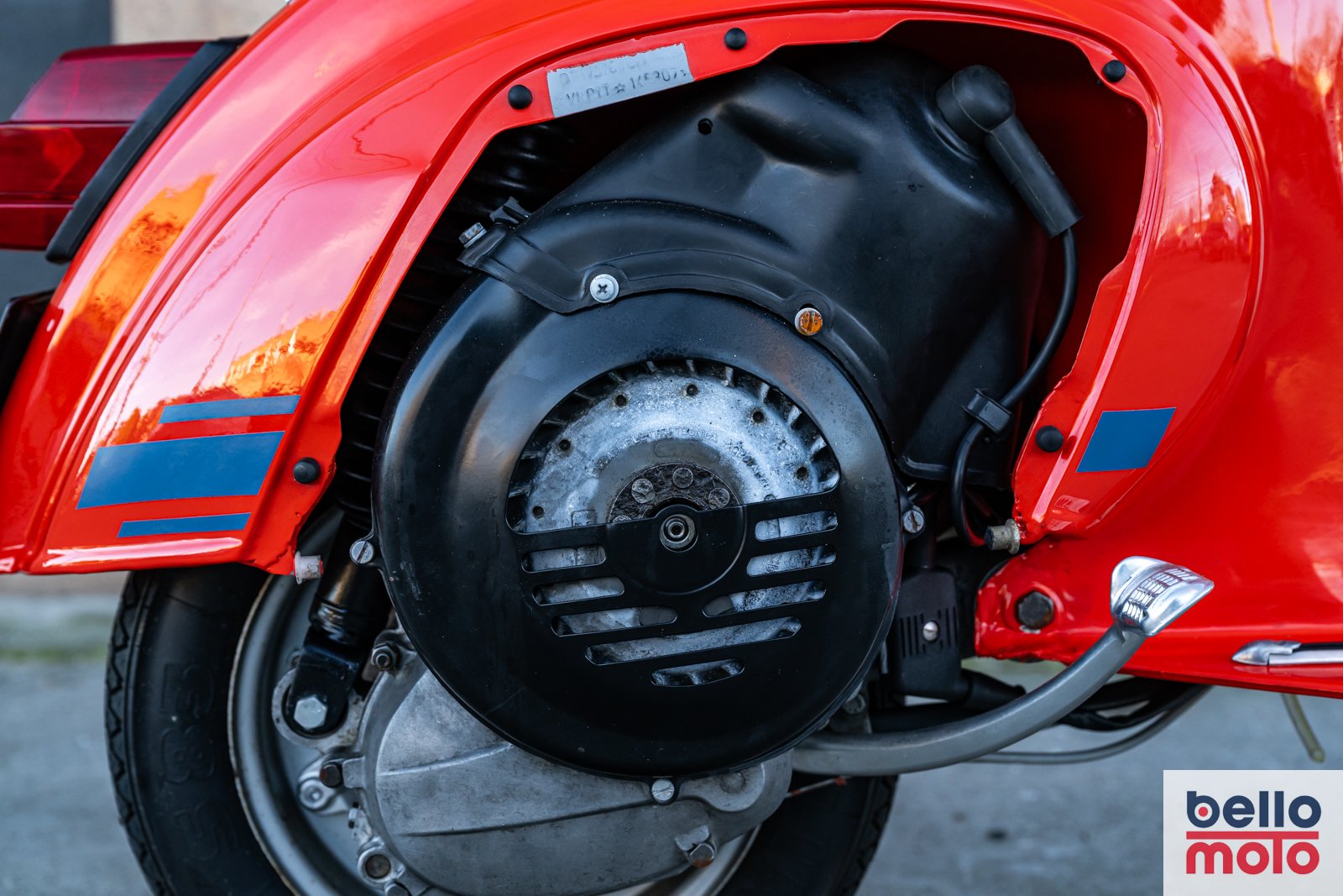 BM485 Vespa ET3 125 Red Andrea_1600px-72.jpg