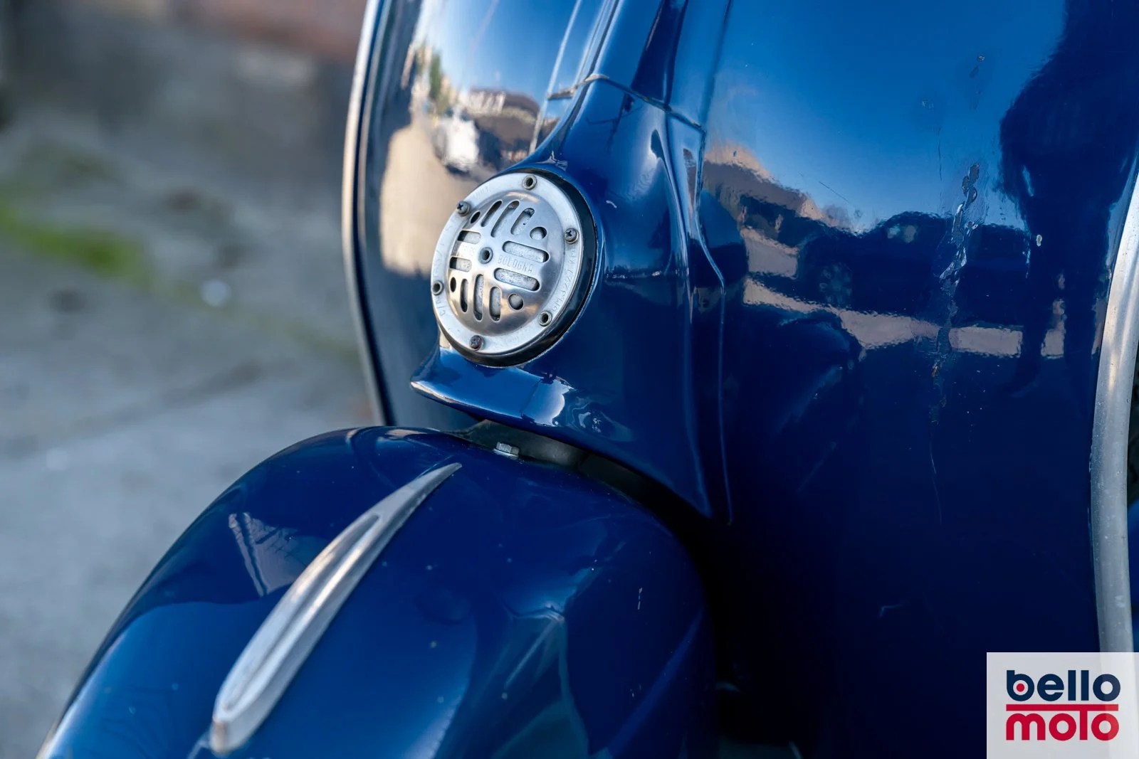 BM470 Vespa 50 Blue_1600px-63.jpg