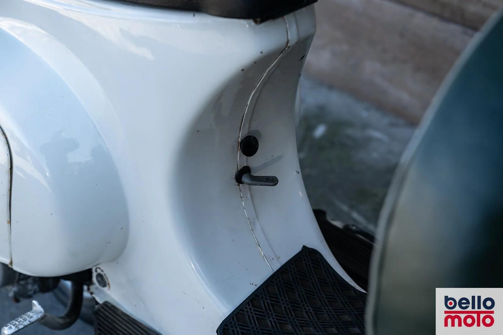 BM473 Vespa 50 Special Bianca_1600px-83.jpg