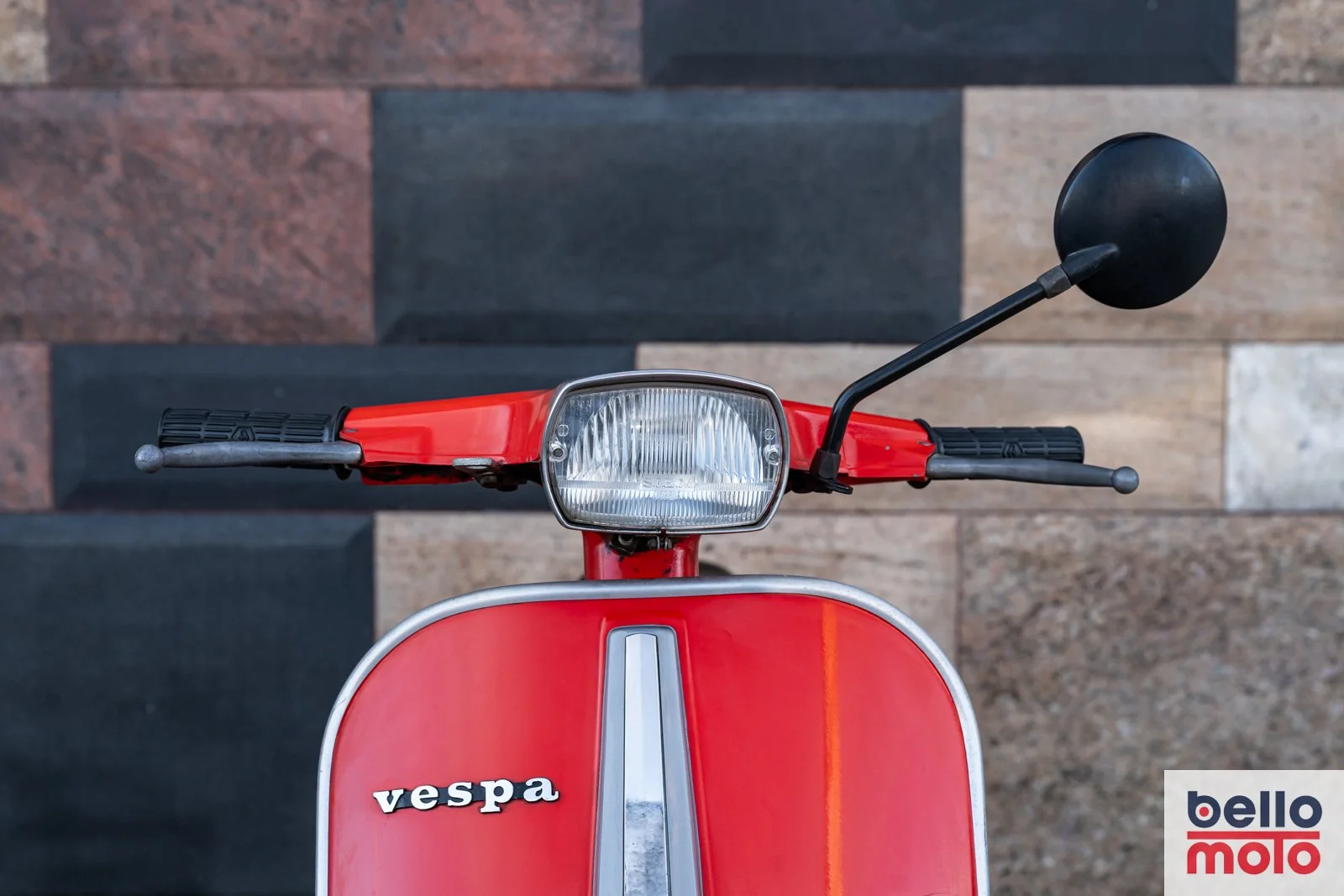 BM474 Vespa 50 Special Rossa_1600px-58.jpg