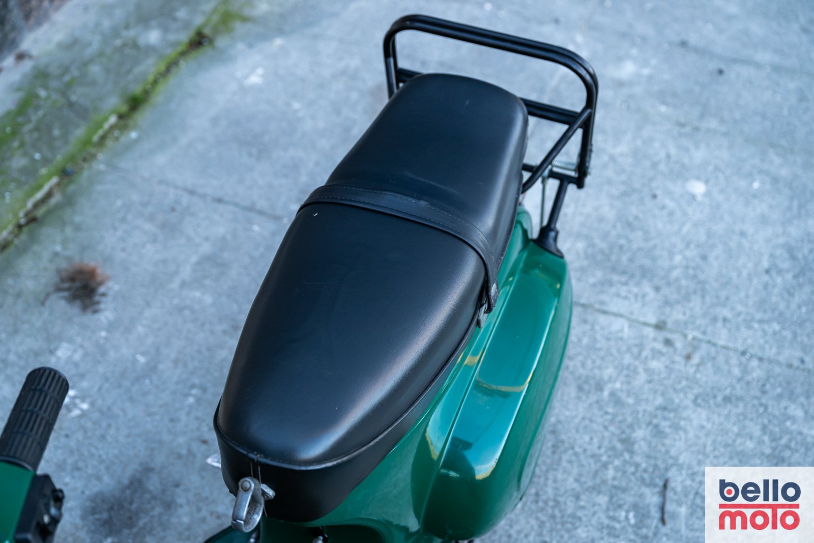 BM475 Vespa 50 Special Verde_1600px-10.jpg