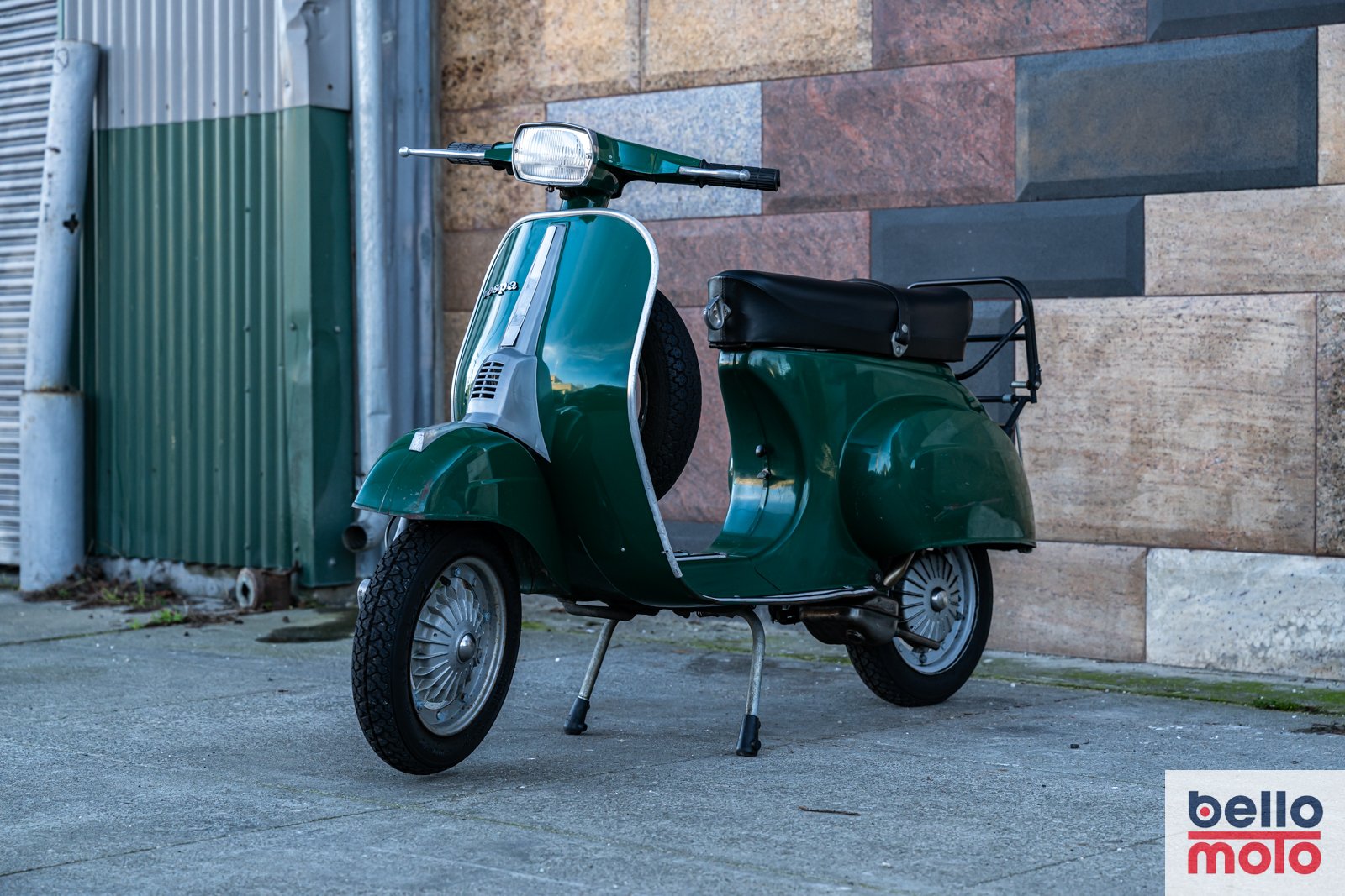 BM475 Vespa 50 Special Verde_1600px-39.jpg