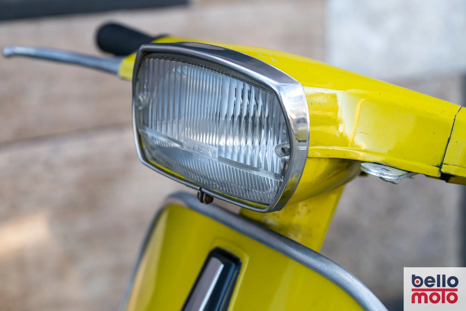 BM476 Vespa 50 Special Mustard_1600px-10.jpg