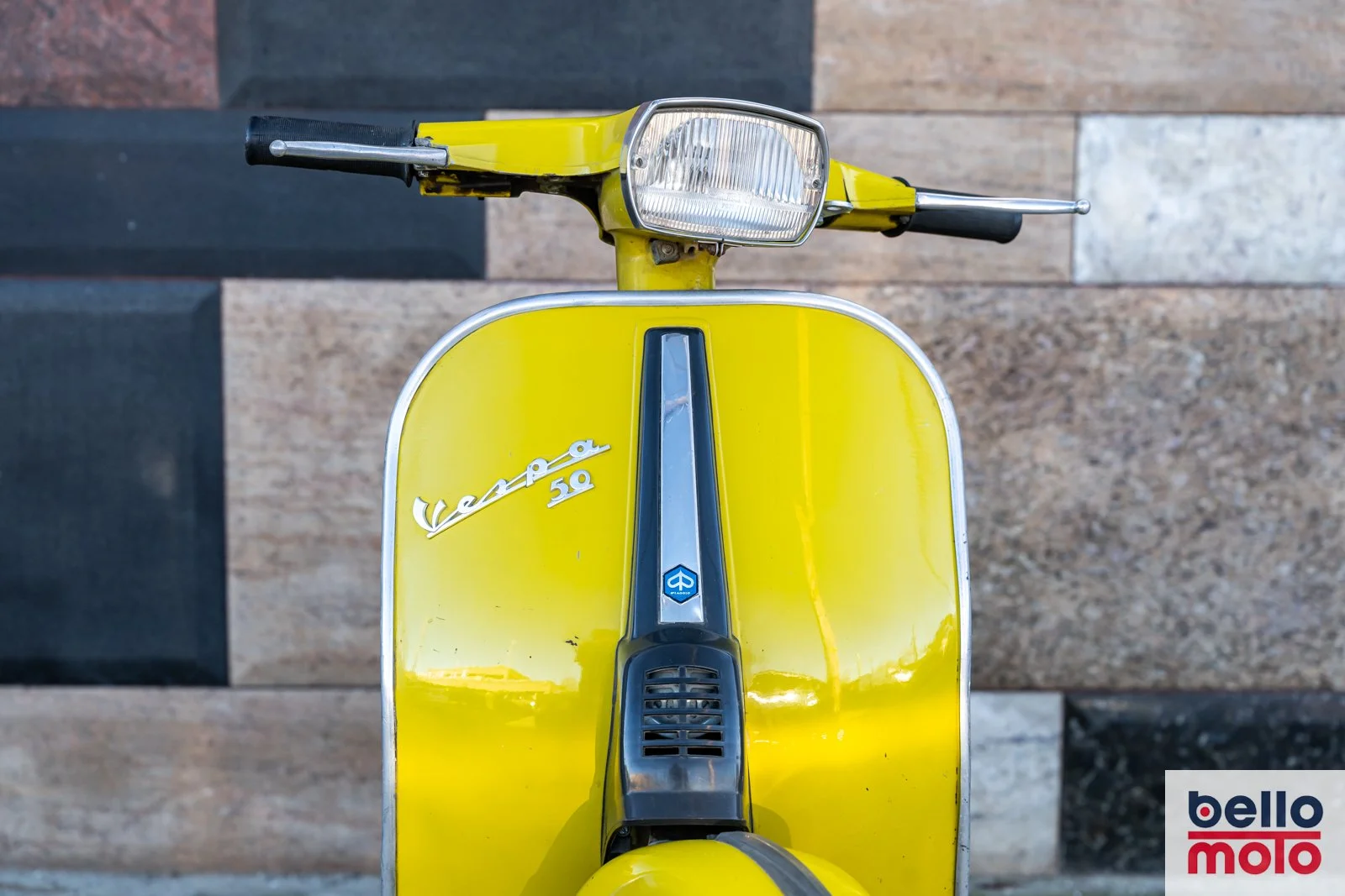 BM476 Vespa 50 Special Mustard_1600px-55.jpg