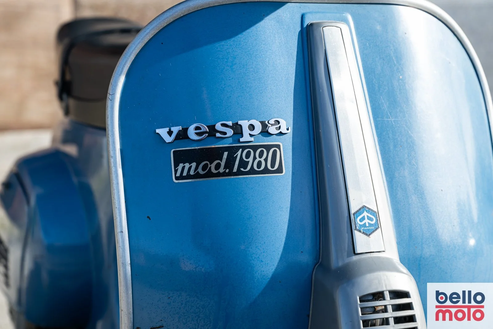 BM477 Vespa 50 Special Azzurra_1600px-12.jpg