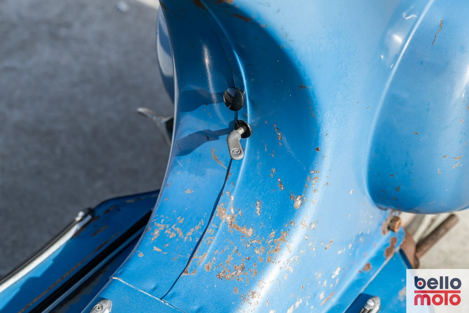 BM477 Vespa 50 Special Azzurra_1600px-35.jpg