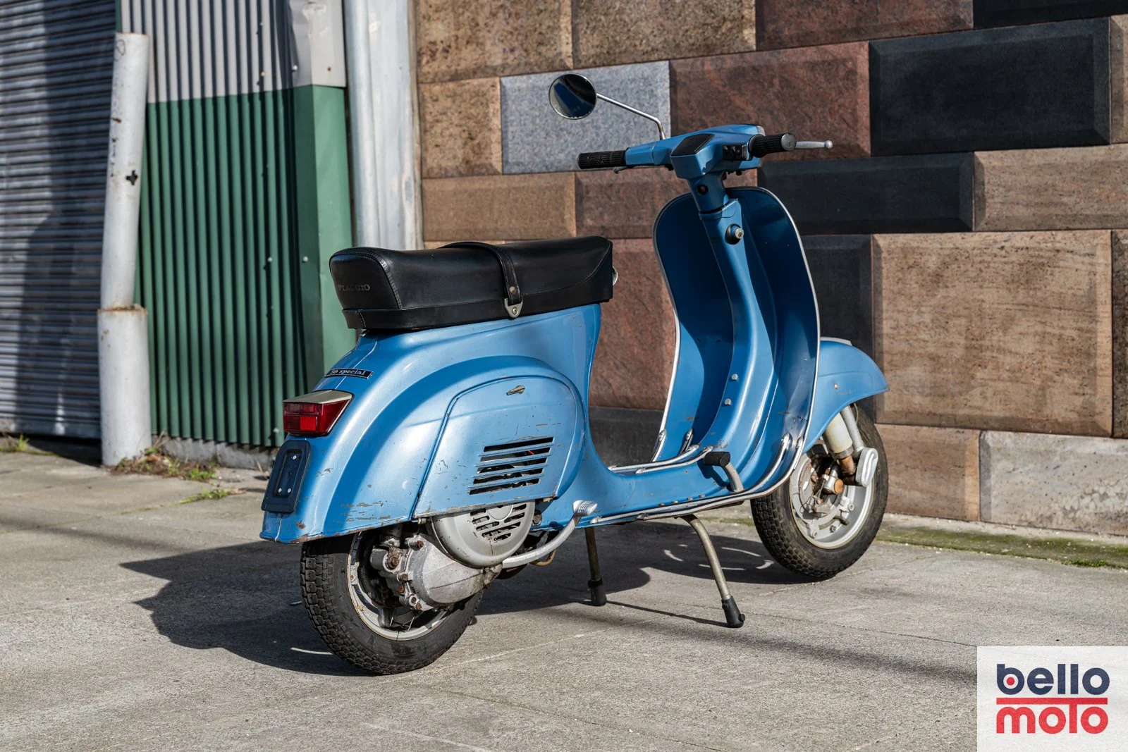 BM477 Vespa 50 Special Azzurra_1600px-73.jpg