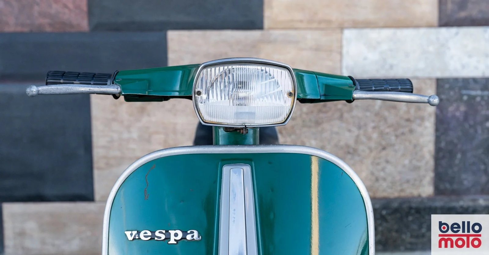 BM478 Vespa 50 Special Verde_1600px-4.jpg