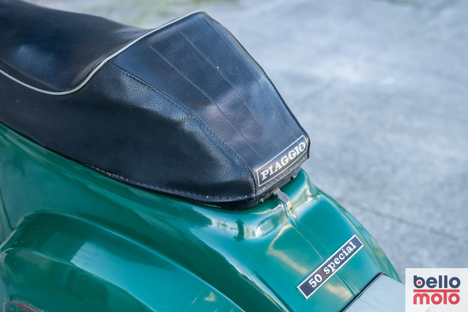 BM478 Vespa 50 Special Verde_1600px-53.jpg