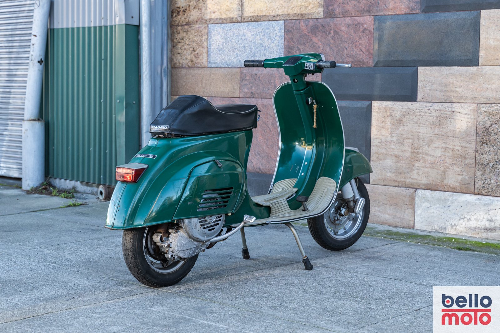 BM478 Vespa 50 Special Verde_1600px-62.jpg