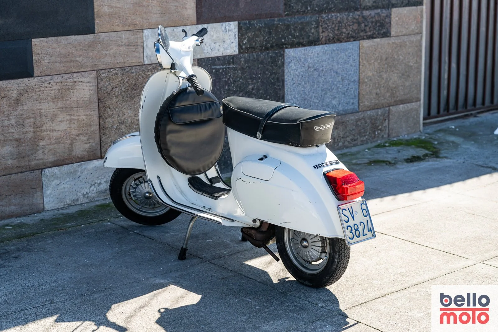 BM480 1980 Vespa Primavera 125 cc. Bianca Original_1600px-86.jpg