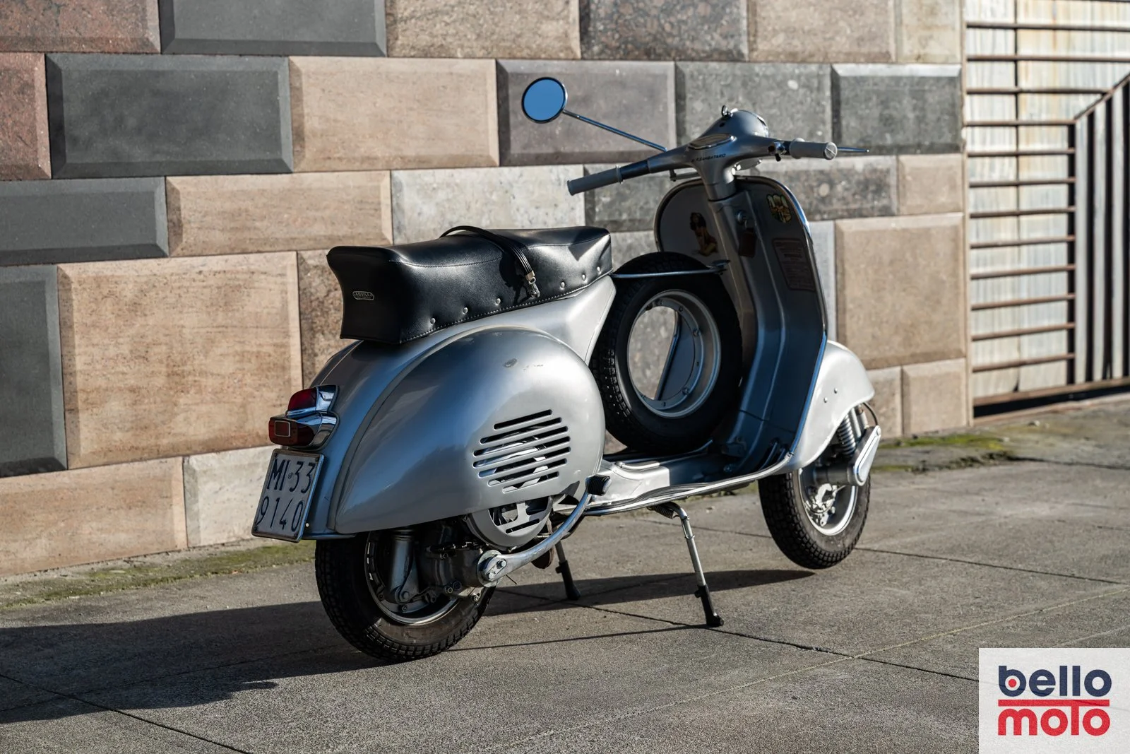 BM481 1960 Vespa GS150 VS5_1600px-98.jpg