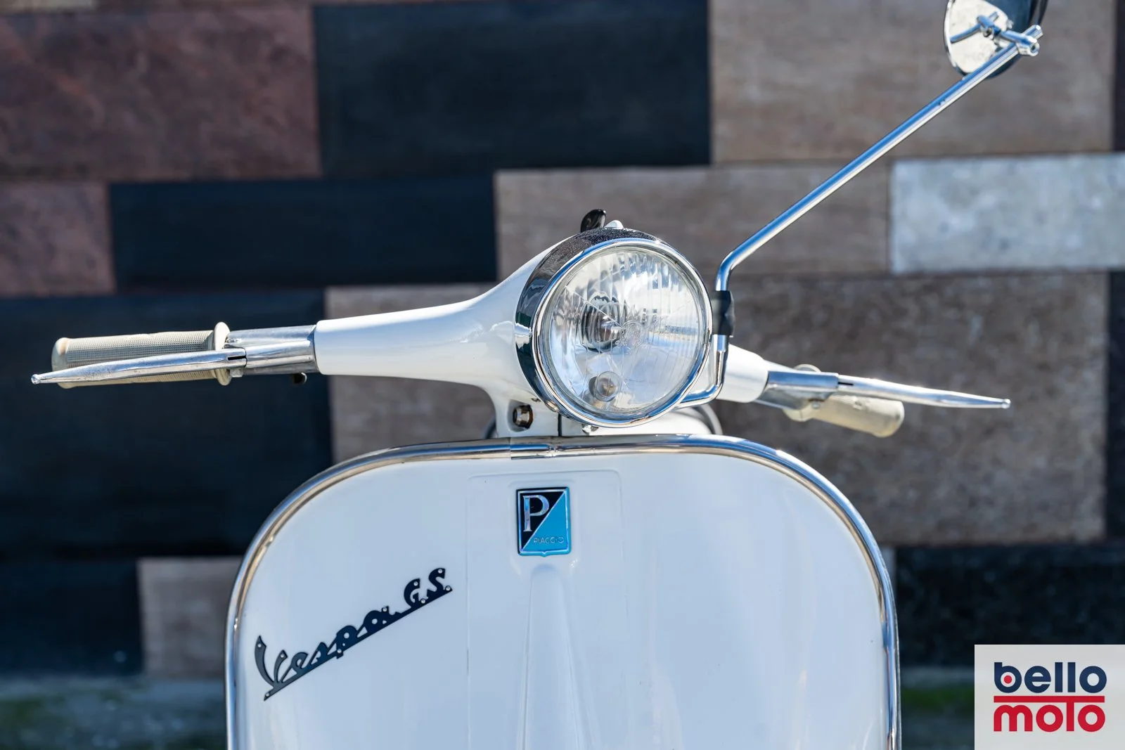 BM482 1962 Vespa GS 160 Series 1_1600px-3.jpg