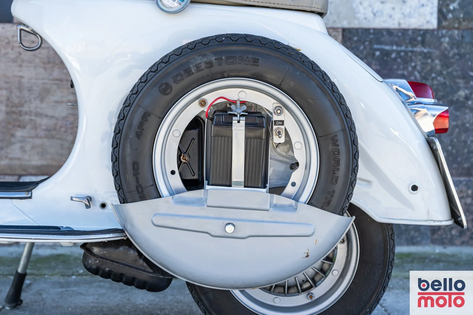 BM482 1962 Vespa GS 160 Series 1_1600px-45.jpg