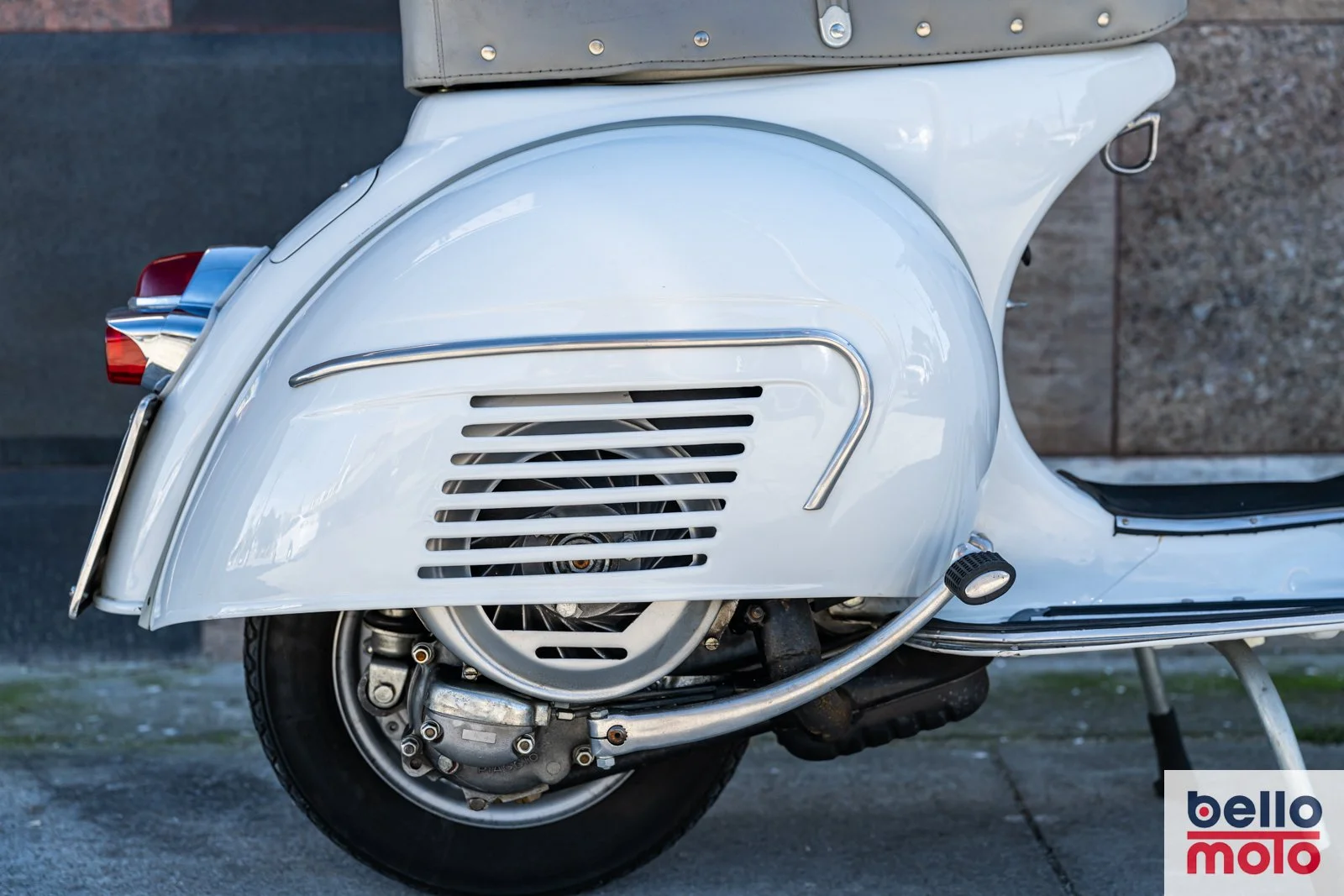 BM482 1962 Vespa GS 160 Series 1_1600px-74.jpg