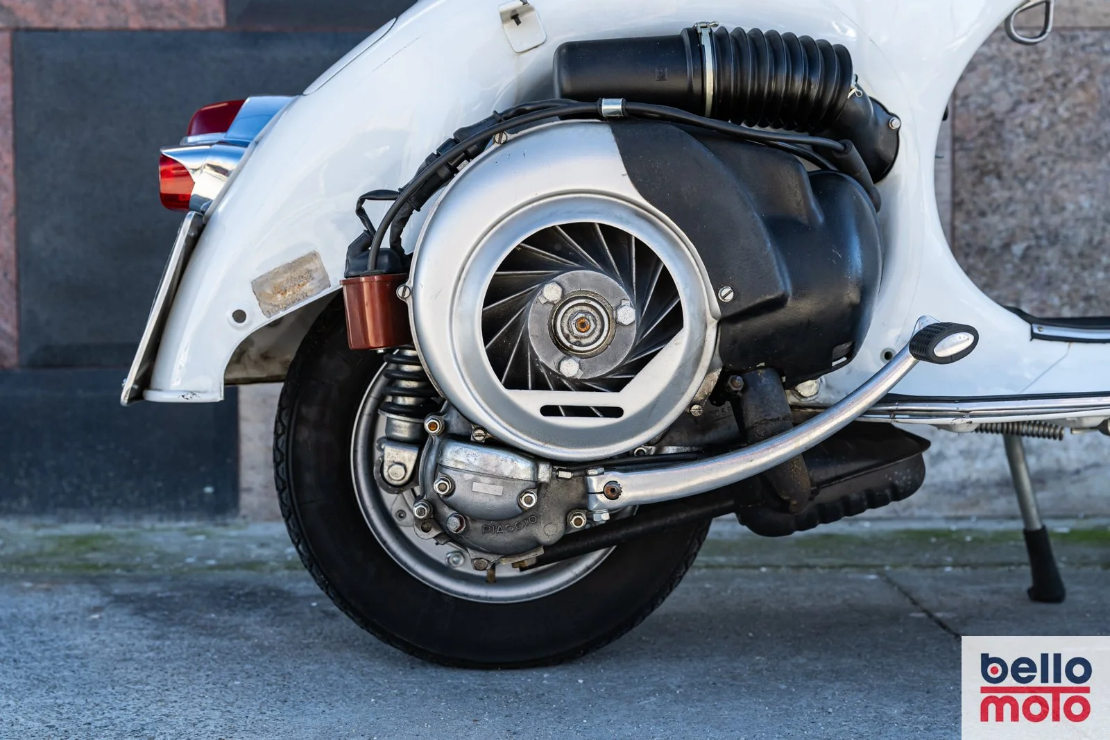 BM482 1962 Vespa GS 160 Series 1_1600px-105.jpg
