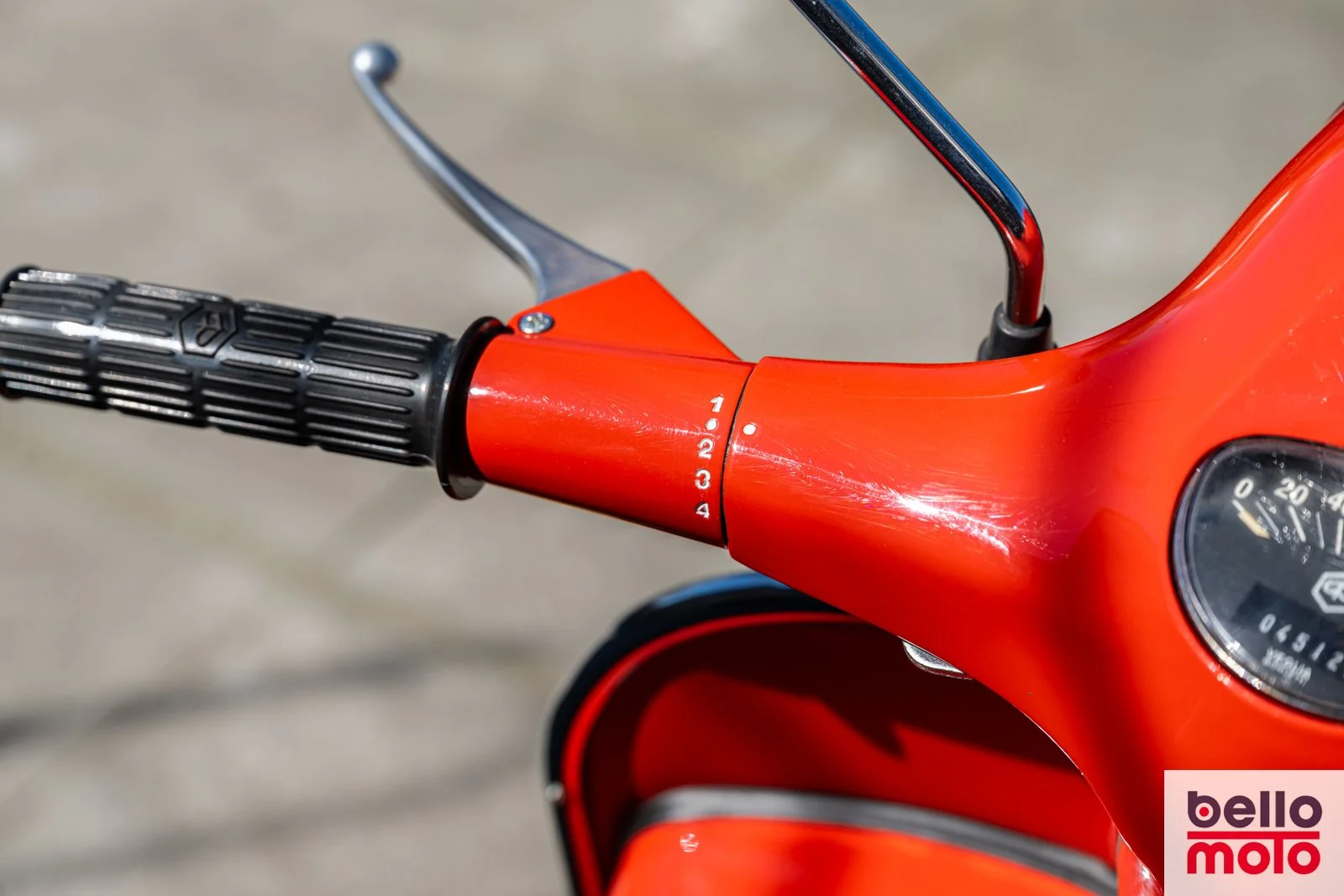 BM483 1975 Vespa Rally 200 Rossa_1600px-11.jpg