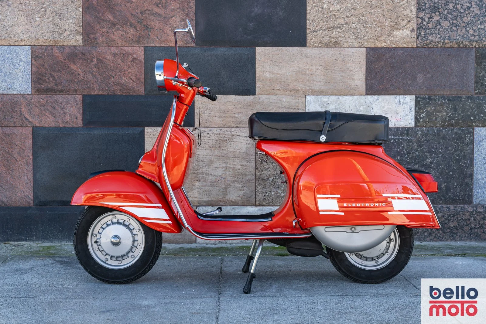 BM483 1975 Vespa Rally 200 Rossa_1600px-47.jpg