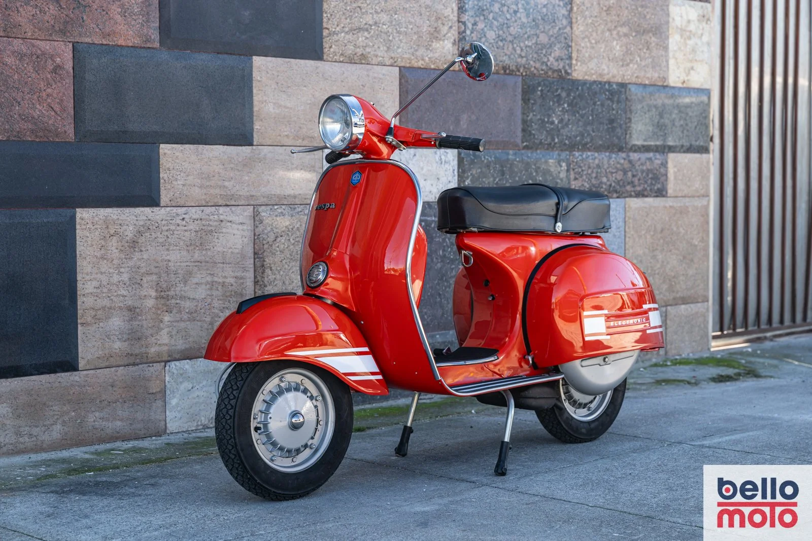 BM483 1975 Vespa Rally 200 Rossa_1600px-58.jpg