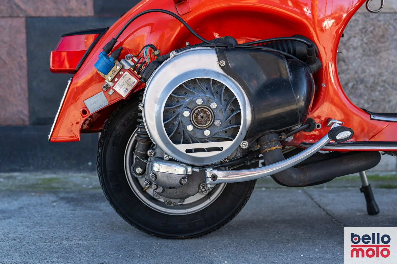 BM483 1975 Vespa Rally 200 Rossa_1600px-121.jpg