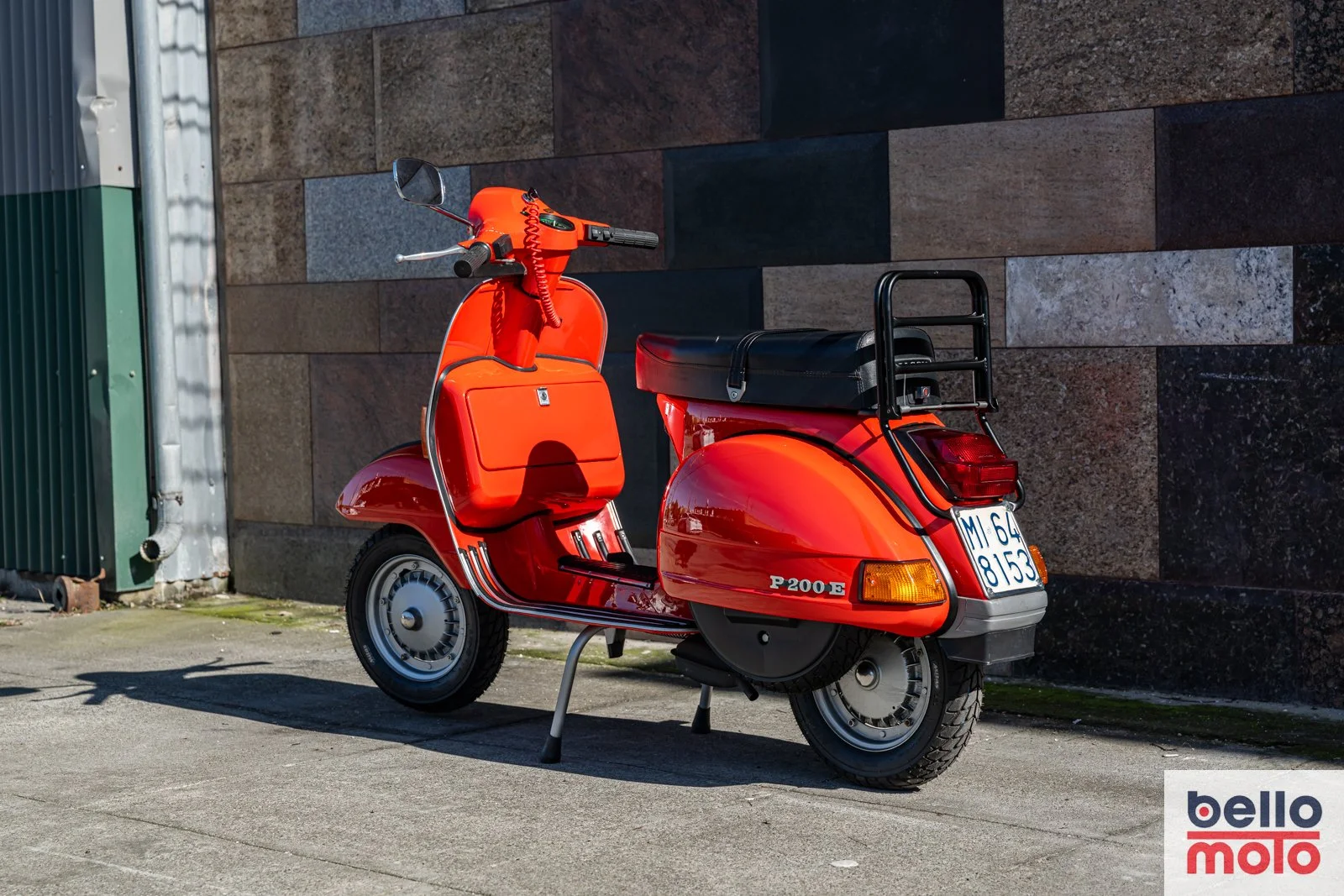 BM486 1982 Vespa P200E Rossa_1600px-51.jpg