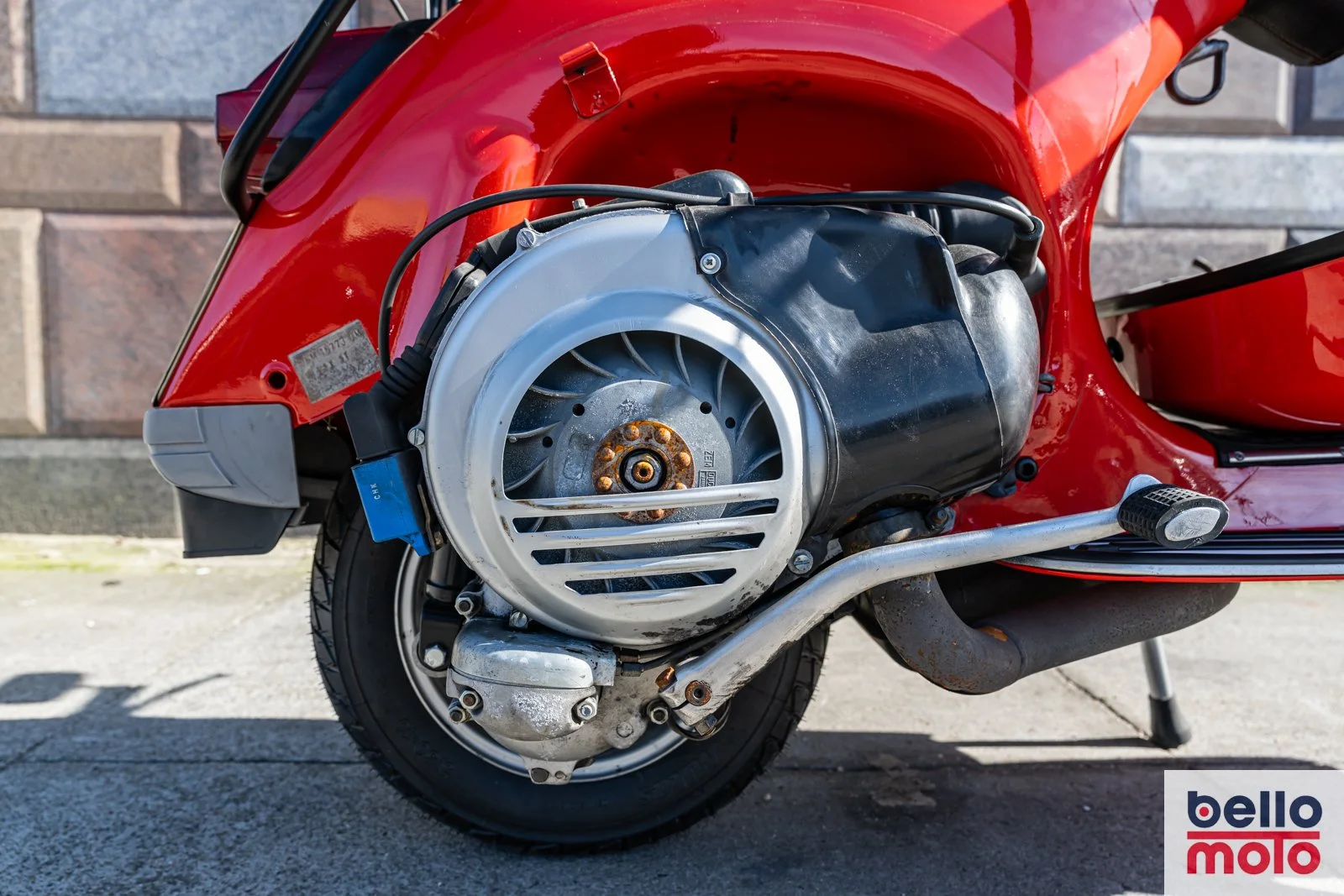 BM486 1982 Vespa P200E Rossa_1600px-91.jpg