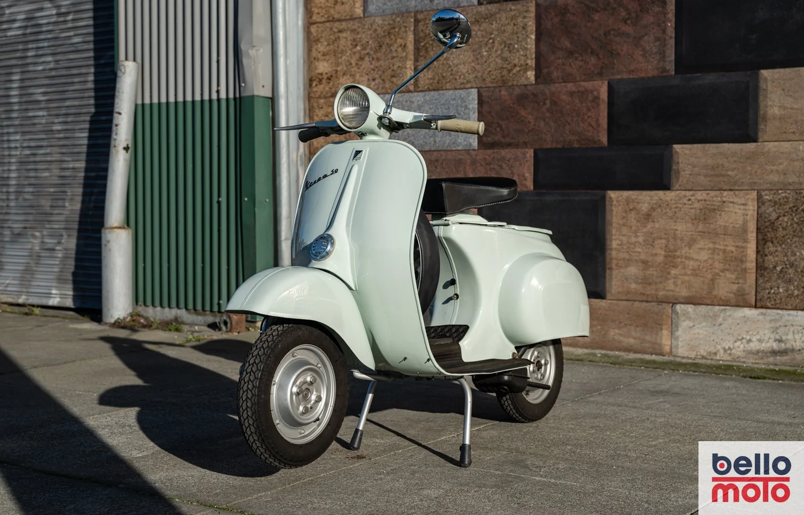 BM492-ITA167 1967 Vespa %22N%22 50-75 cc._1600px-11.jpg