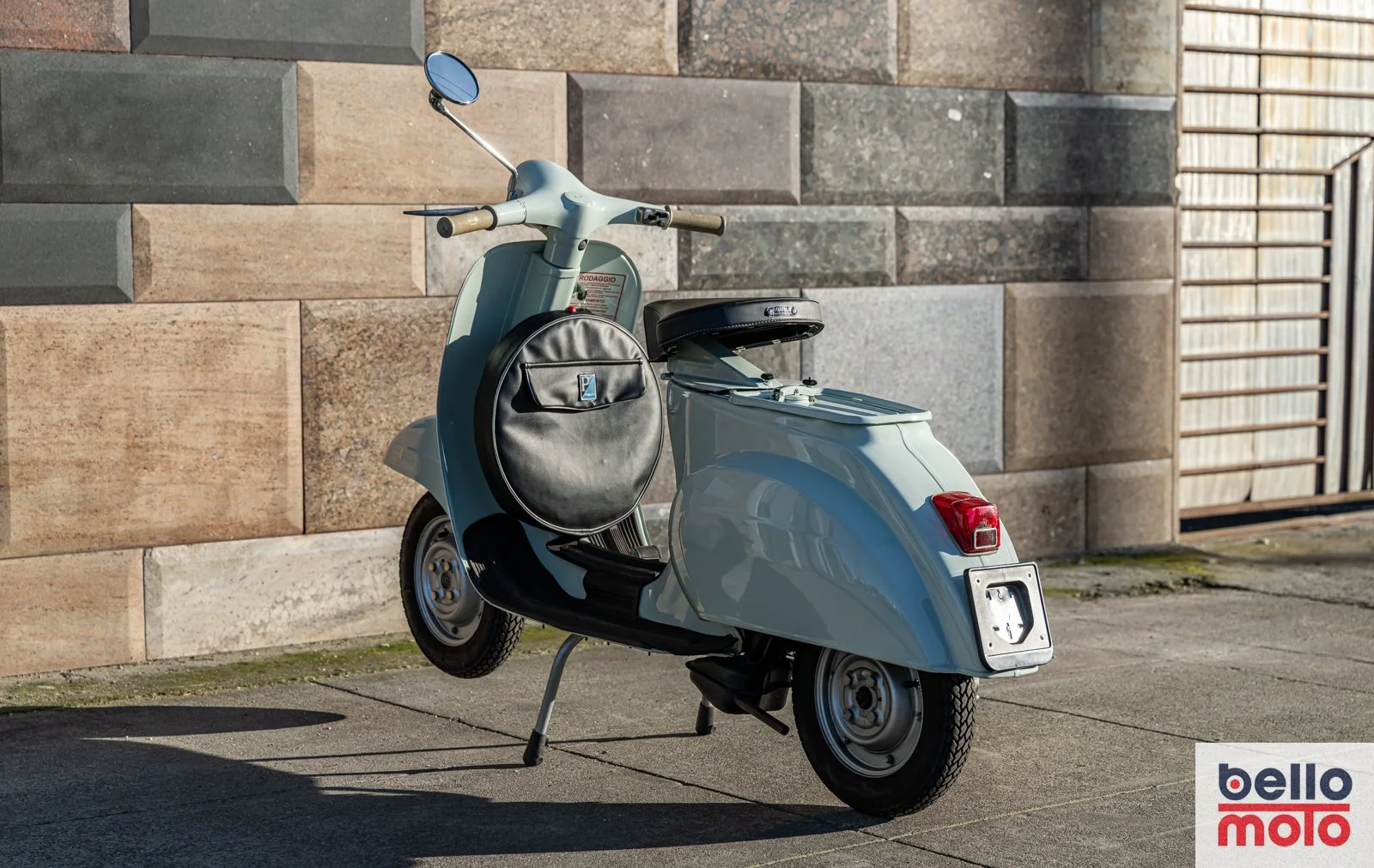 BM492-ITA167 1967 Vespa %22N%22 50-75 cc._1600px-23.jpg