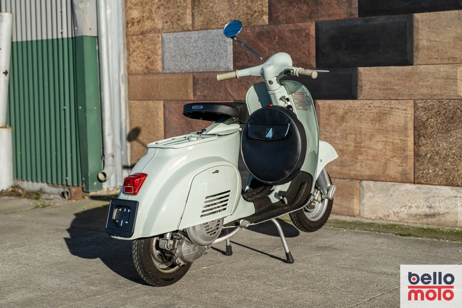 BM492-ITA167 1967 Vespa %22N%22 50-75 cc._1600px-29.jpg