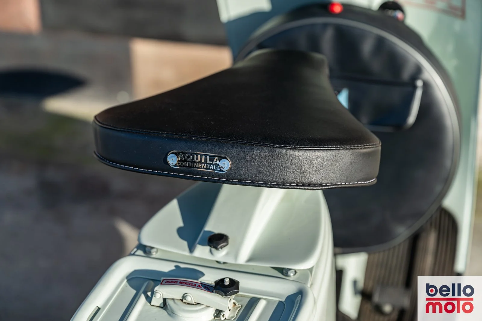 BM492-ITA167 1967 Vespa %22N%22 50-75 cc._1600px-31.jpg