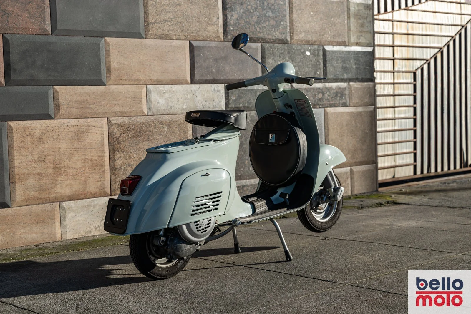 BM492-ITA167 1967 Vespa %22N%22 50-75 cc._1600px-42.jpg