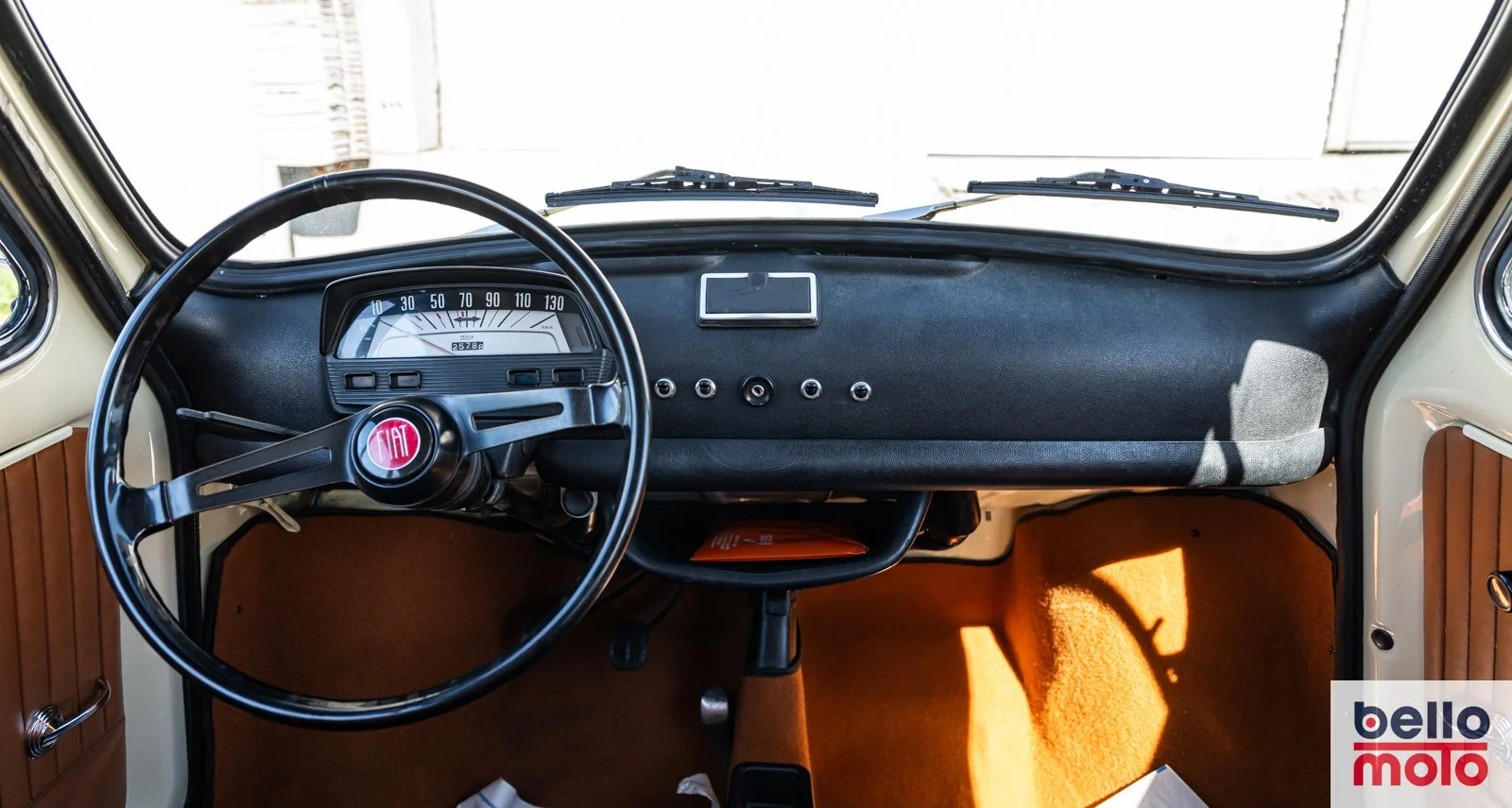 D337 - 1972 Fiat 500_1600px-75.jpg