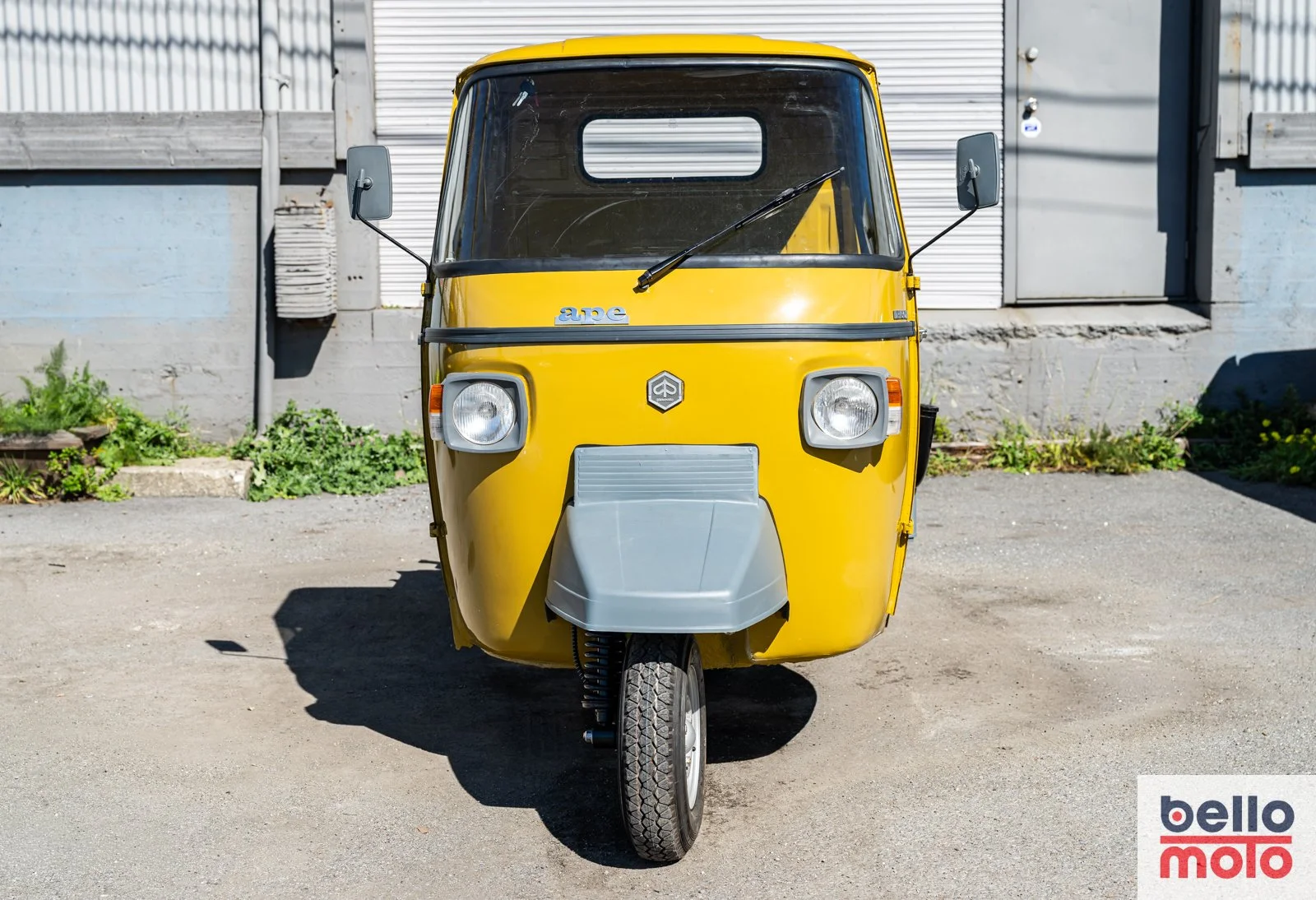 BM443 - 1981 P601 MUSTARD YELLOW Vin - MPM2T58916_1600px-75.jpg