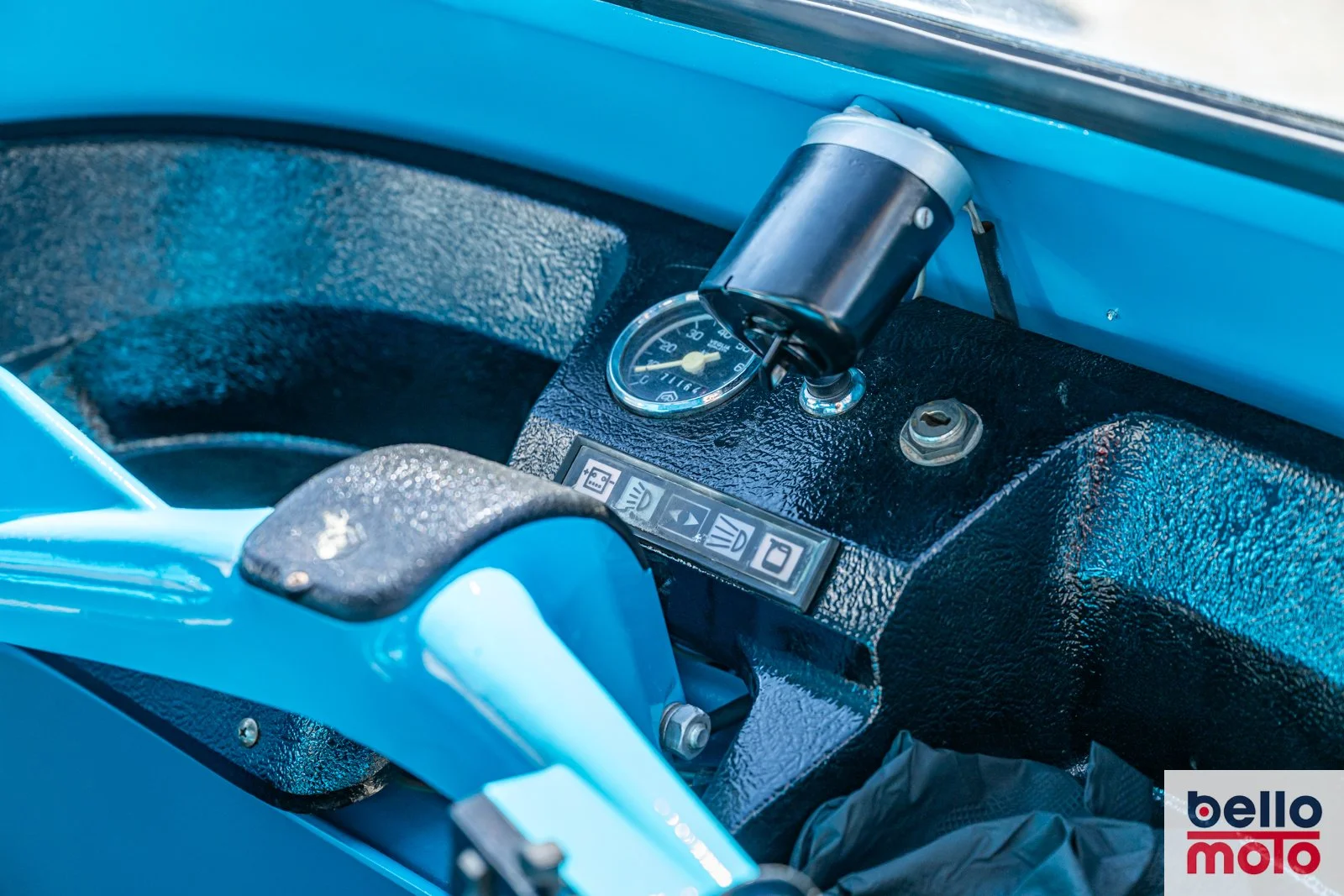 BM445 - 1995 P501 BLUE Vin -  MPR2T55944_1600px-23.jpg