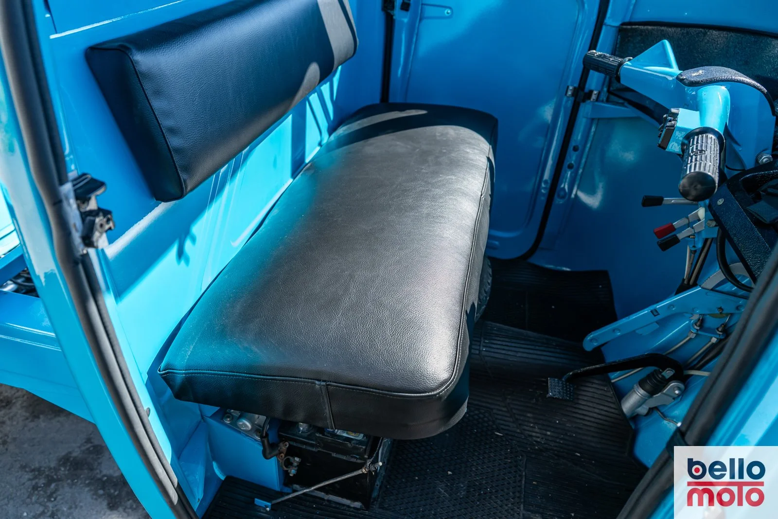 BM445 - 1995 P501 BLUE Vin -  MPR2T55944_1600px-25.jpg