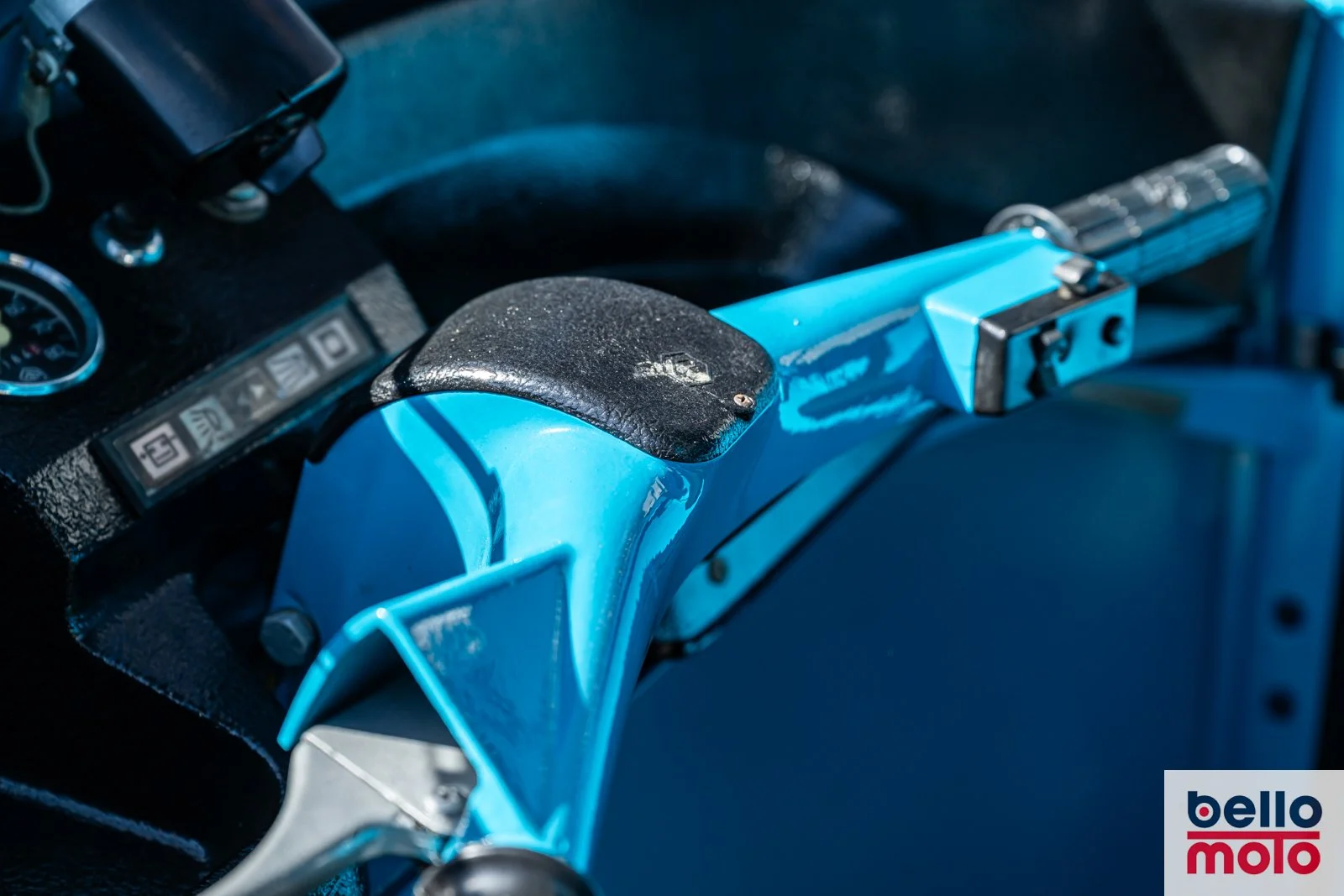 BM445 - 1995 P501 BLUE Vin -  MPR2T55944_1600px-35.jpg