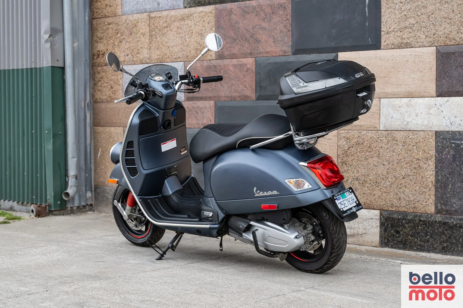 BM500 - Vespa Sei Giorni - 1600px-68.jpg