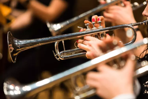 Schwarz conducts Angel Gabriel