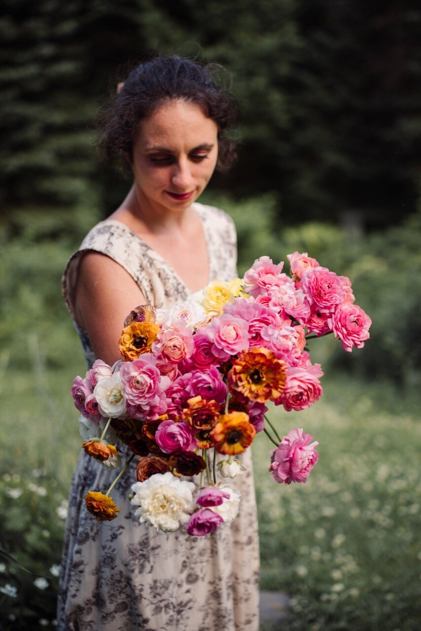 Wedding promise kept: wreaths, crowns and bouquets