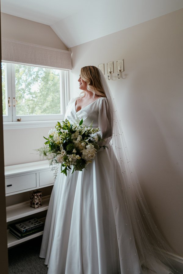 WEDDING_201223_M&L_SNEAKPEEKS-35.jpg