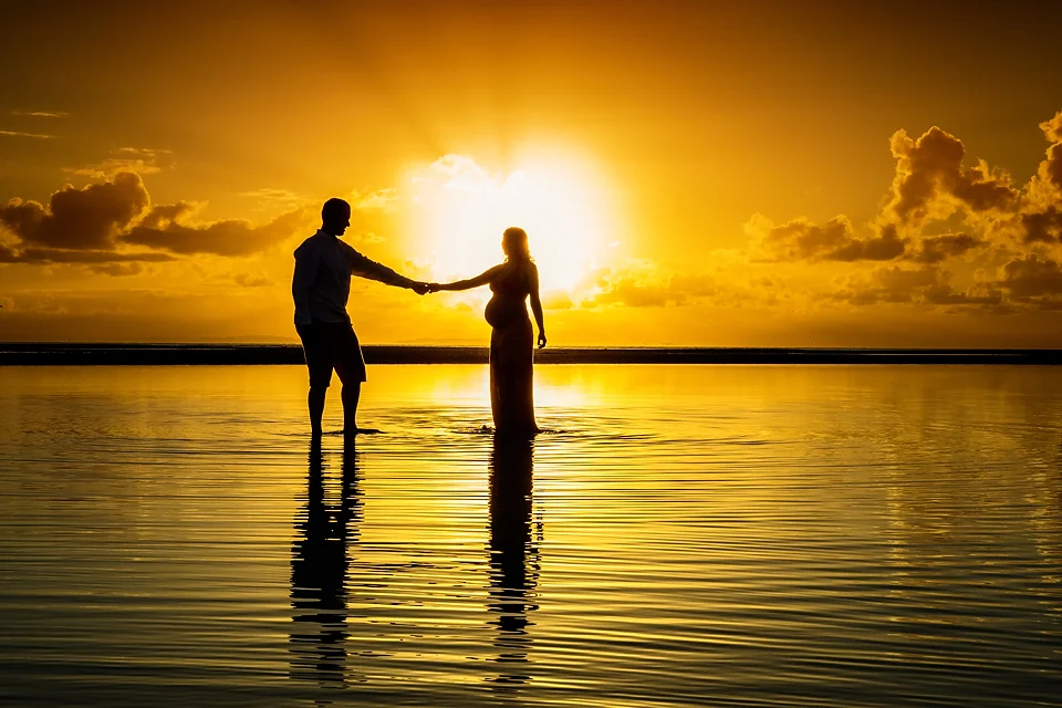 Ariane Maternity Shoot (65).JPG