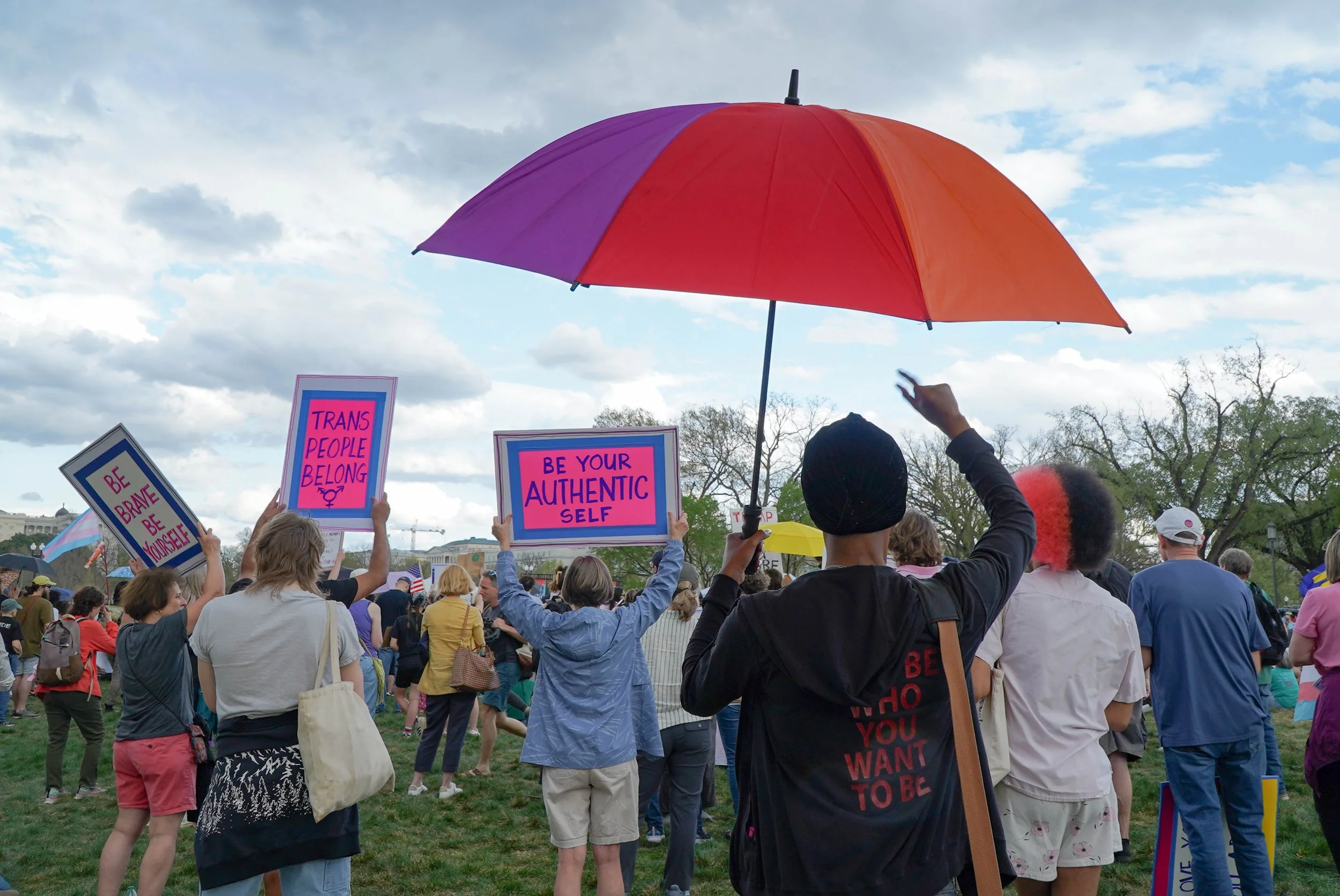 Trans Visibility rally 130- by Mandie Garcia (@morzco on instagram)_.jpg