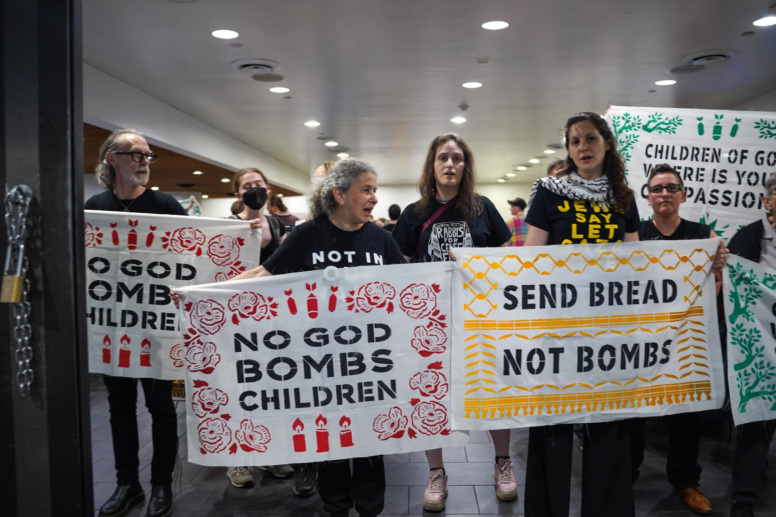 Dirksen cafeteria protest 7-01-2025 - 11.jpg
