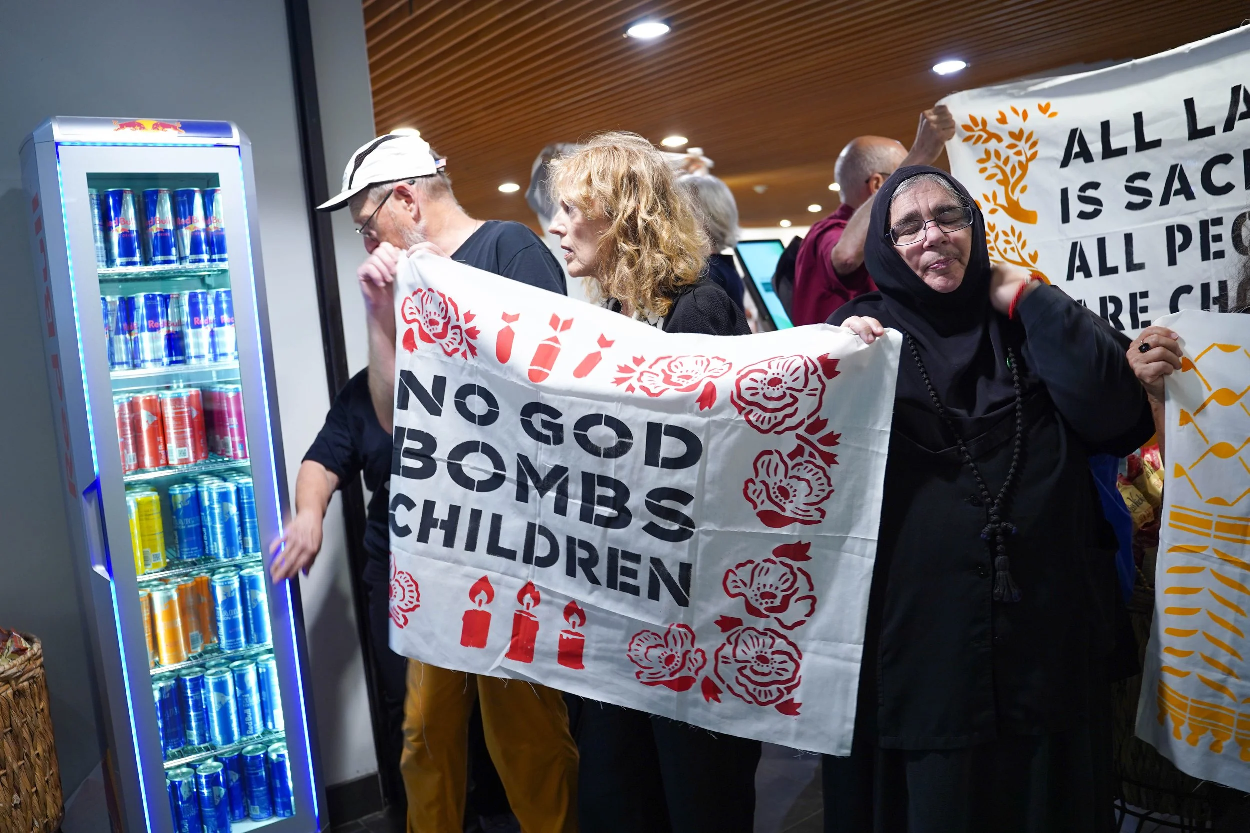 Dirksen cafeteria protest 7-01-2025 - 19.jpg