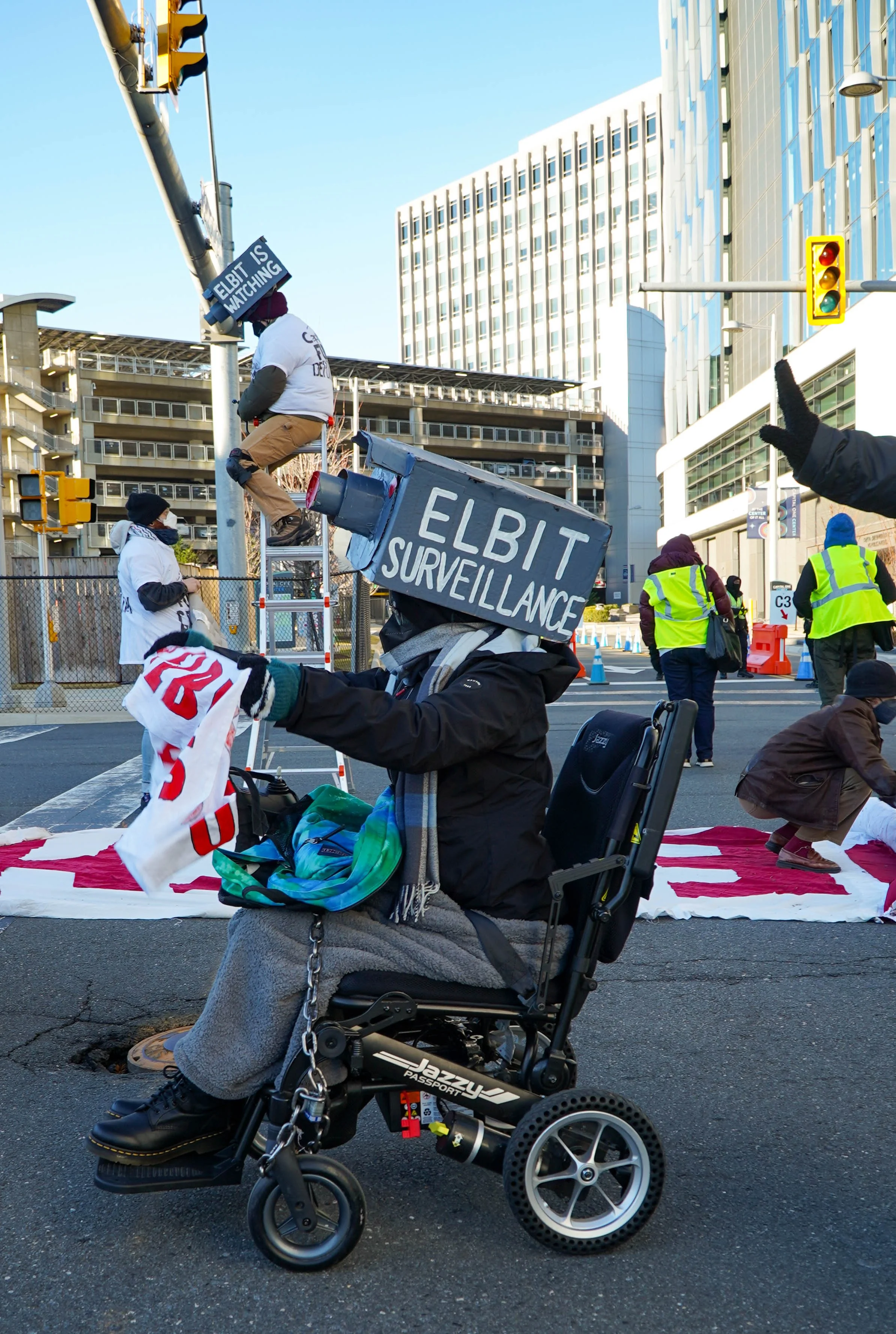 cap one protest 2 - photos from @Morzco.jpg